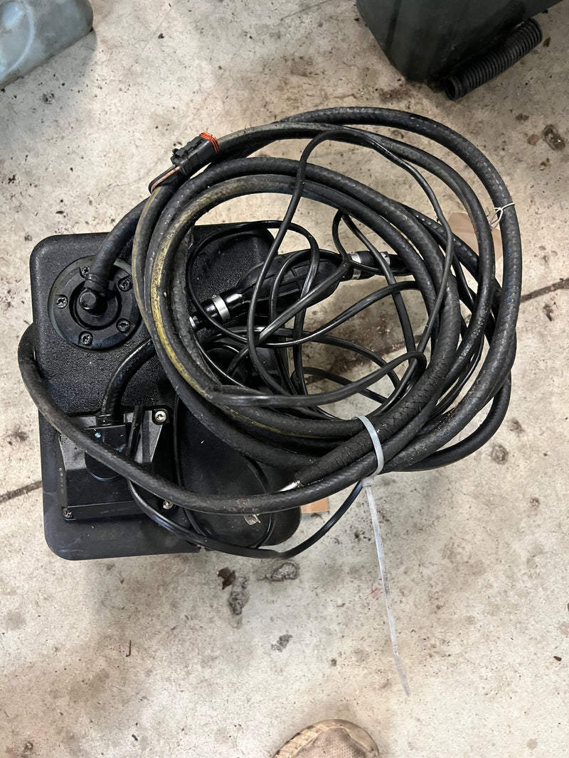 Johnson/ Evinrude outboard OMC style dual hose oil tank #2