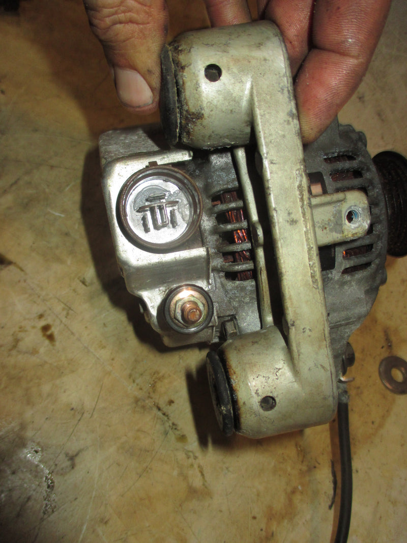Mercury 200hp optimax 2 stroke outboard alternator (328506)