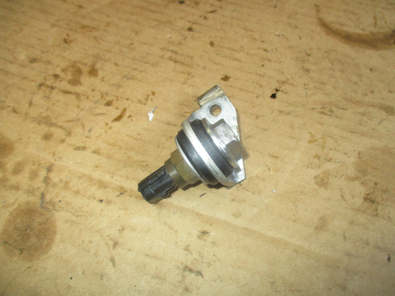 Yamaha 200hp HPDI 2 stroke outboard thermo sensor (65L-85886-00-00)