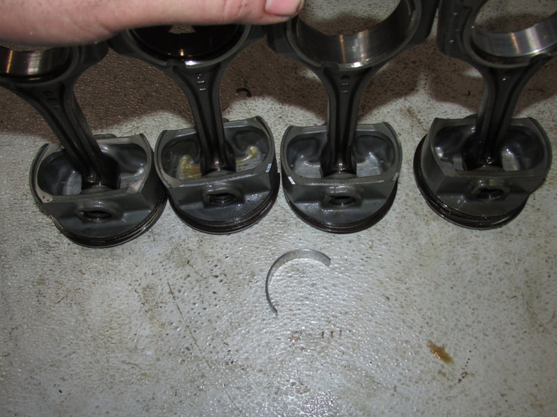 Yamaha 115hp 4 Stroke Outboard Piston and rod set (6EK)