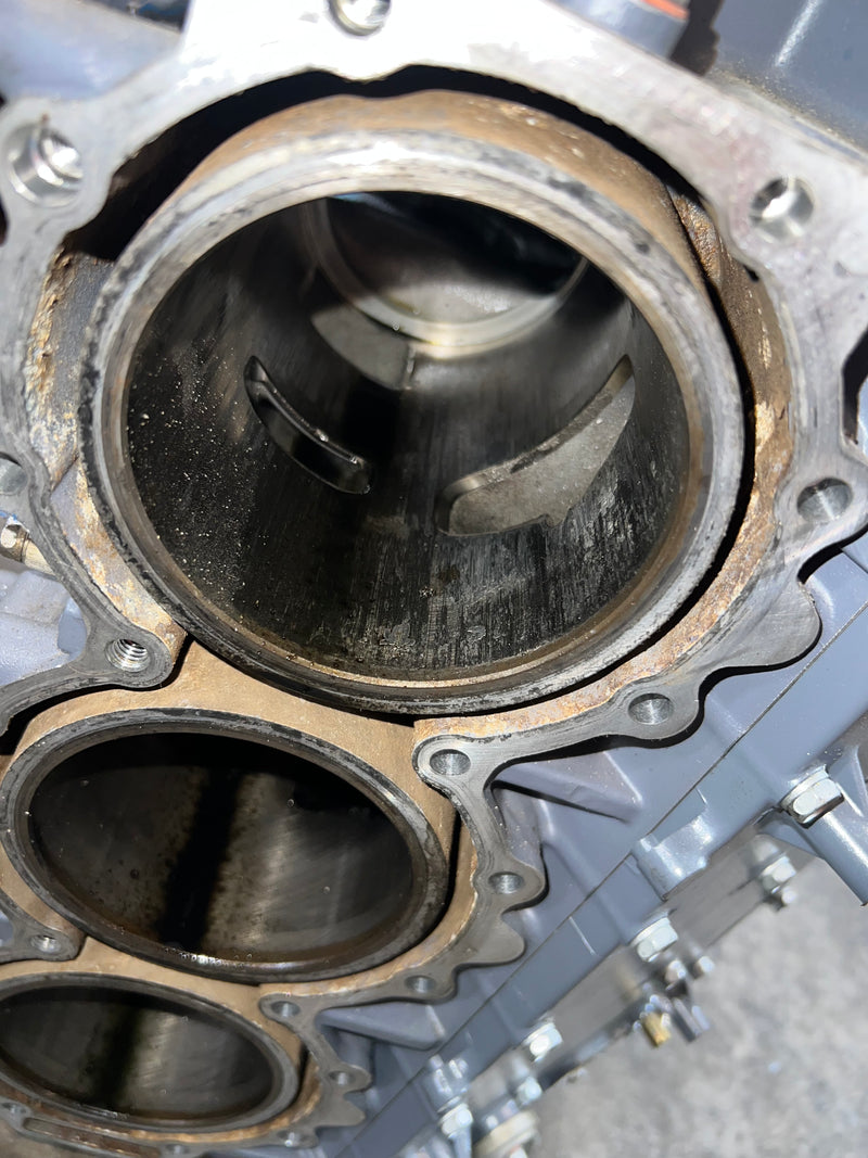 Yamaha 200hp 3.3L VMAX HPDI 2 Stroke Outboard crankcase block