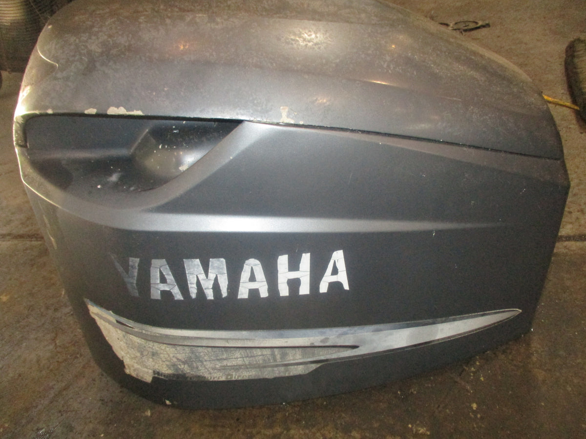 Yamaha 300hp HPDI outboard top cowling