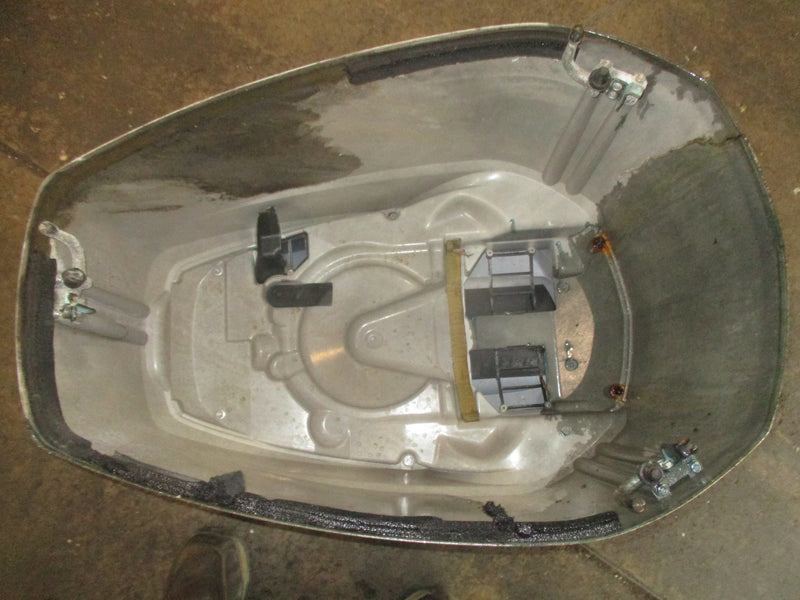 Yamaha 300hp HPDI outboard top cowling