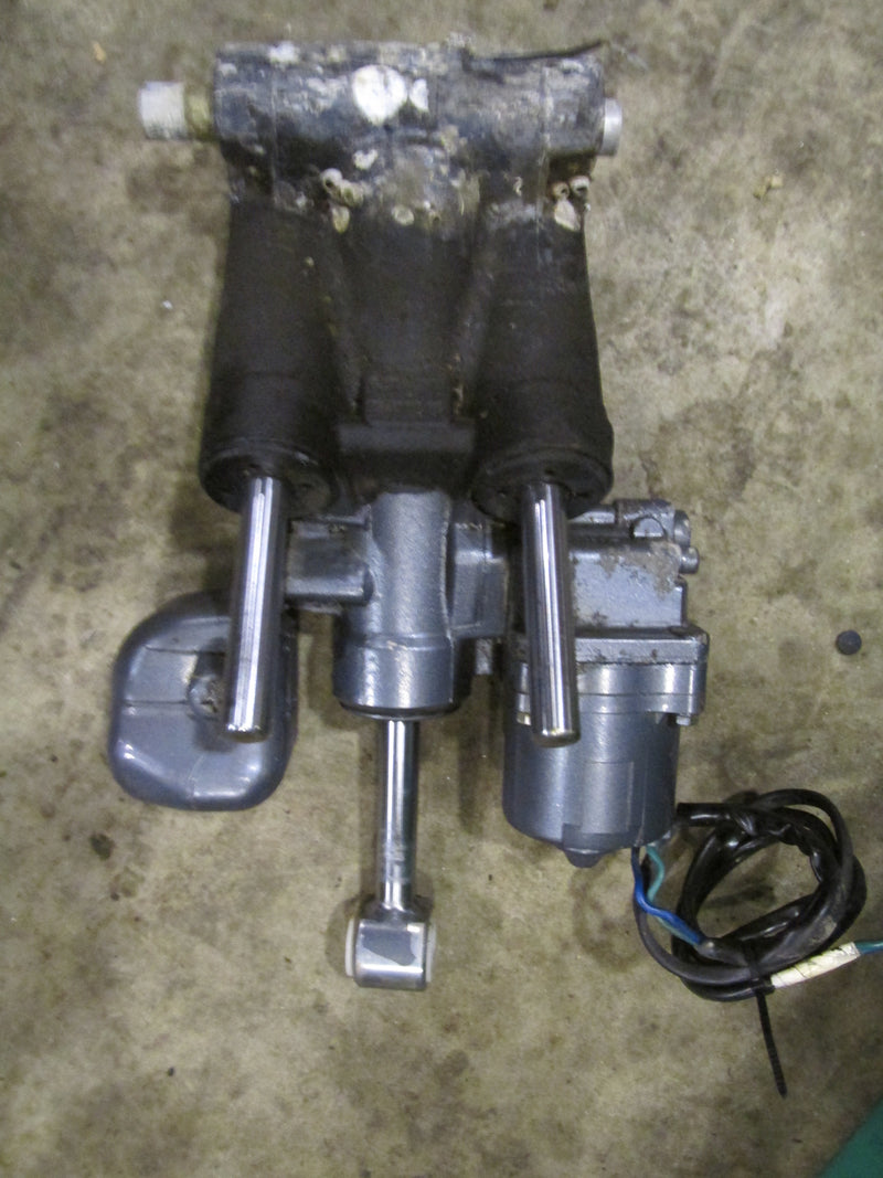 Yamaha SWS II 200hp 2 Stroke Outboard Tilt Trim Unit (67H-43800-00-4D)