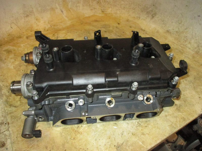 Yamaha 4.2L 300hp 4 stroke outboard Port Cylinder Head