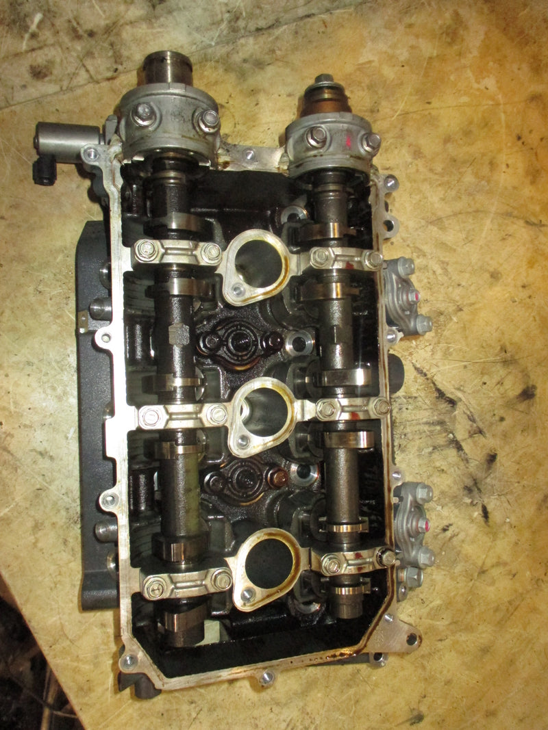 Yamaha 4.2L 300hp 4 stroke outboard Port Cylinder Head