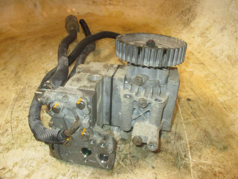 Yamaha 200hp HPDI 2 stroke outboard Fuel Injection Pump (68F-13910-10)