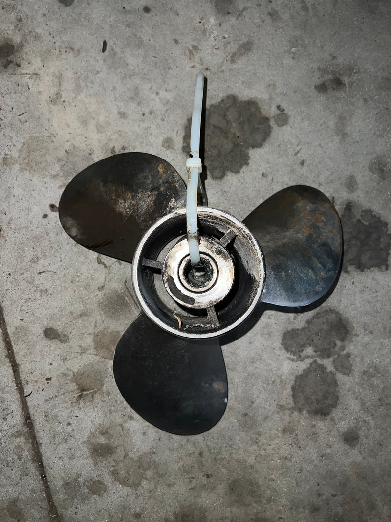 Yamaha 225-250hp 2 stroke counter rotation stainless propeller (14 7/8x21)