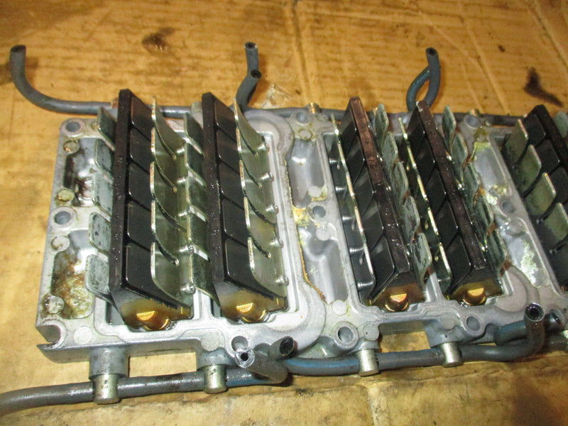 Yamaha VMAX OX66 225hp 2 stroke outboard Intake Manifold / Reeds