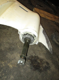 Load image into Gallery viewer, Suzuki 140hp 4 stroke outboard 25 inch lower unit
