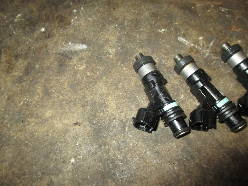 Suzuki DF140A 140hp outboard fuel injector set (15710-82K50)