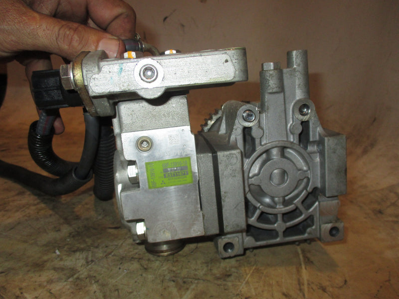 Yamaha 150hp HPDI outboard fuel injection pump (68F-13910-10)