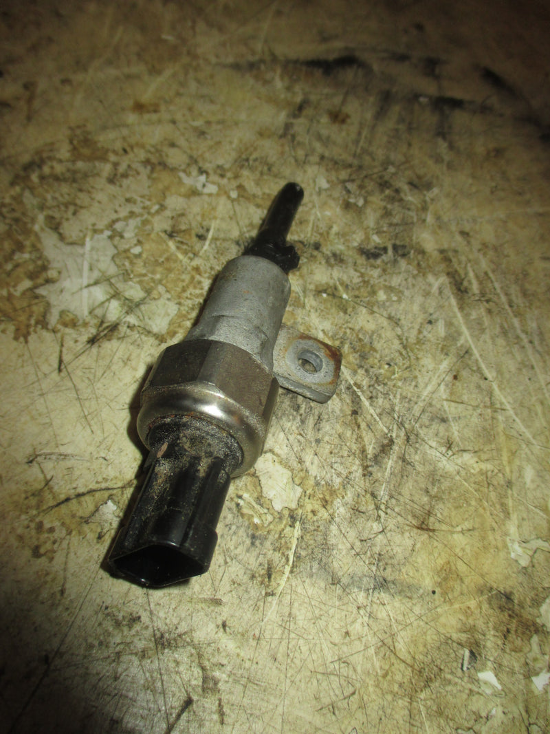 Yamaha 4.2L 300hp 4 stroke outboard Water Pressure Sensor (6AW-8366B-01-00)