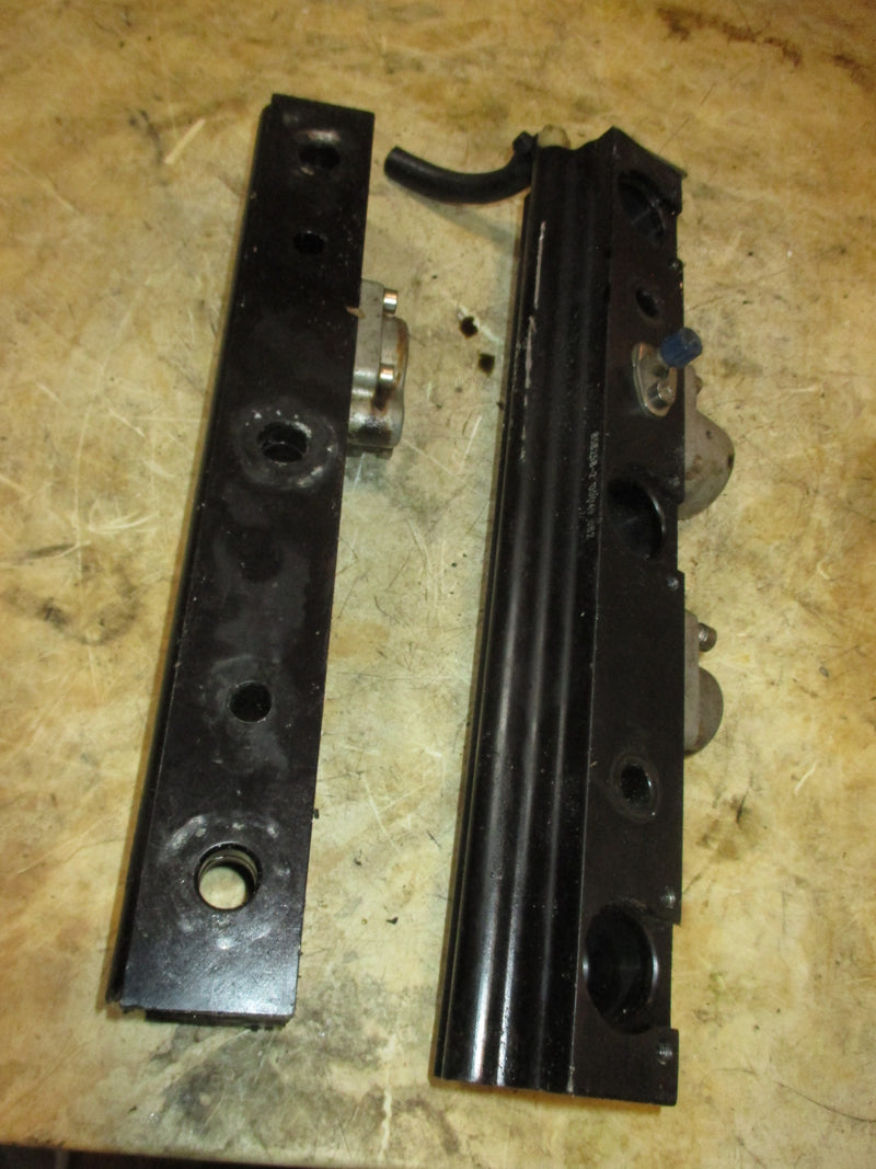 Mercury Optimax 225hp outboard fuel rail set (858258-2)