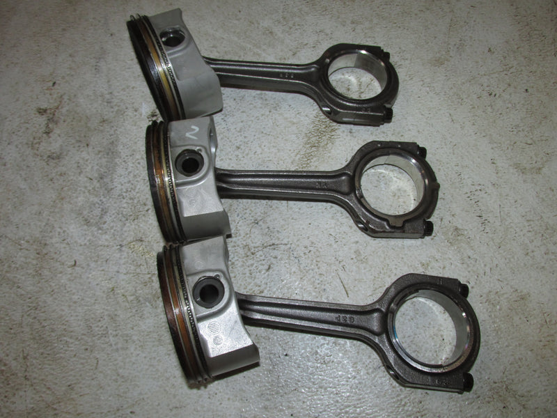Yamaha 150hp 4 Stroke Outboard Piston/rod set of 3 (63P-10)