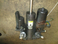Load image into Gallery viewer, Mercury 135hp Optimax outboard tilt trim unit (parts)
