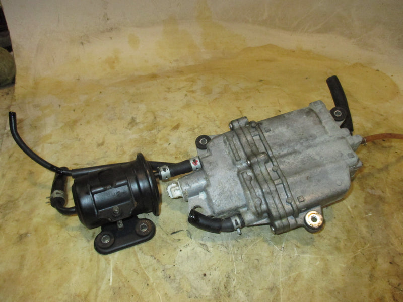 Johnson Suzuki 115hp 4 stroke outboard fuel vapor separator (15600-90J00)