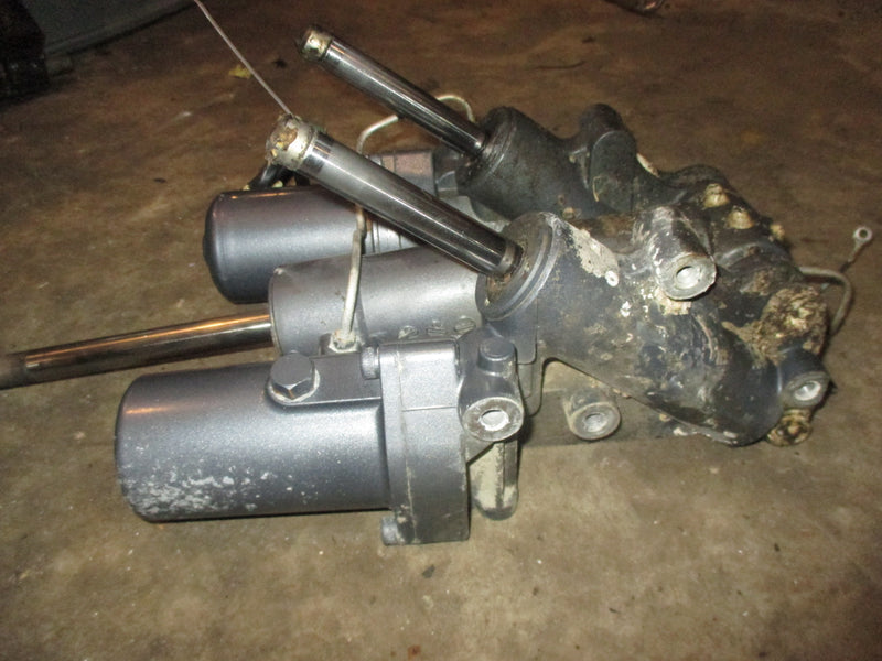 Yamaha 4.2L 300hp 4 stroke outboard Tilt Trim Unit 69J-43800-06-8D
