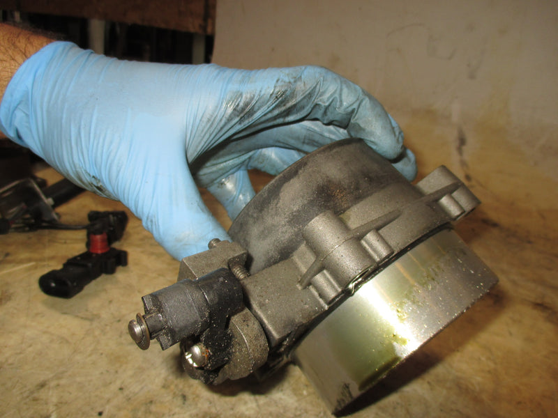 Mercury Optimax 225hp outboard throttle body (855425A1)
