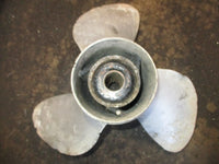 Load image into Gallery viewer, Evinrude 120hp 2 stroke outboard aluminum prop 14 1/4 x 21
