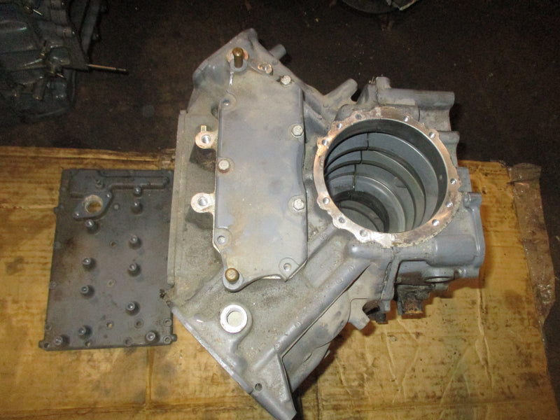 Yamaha 115hp 2 stroke outboard crankcase block