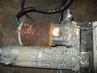 Load image into Gallery viewer, Mercury 90hp 4 stroke outboard tilt trim unit
