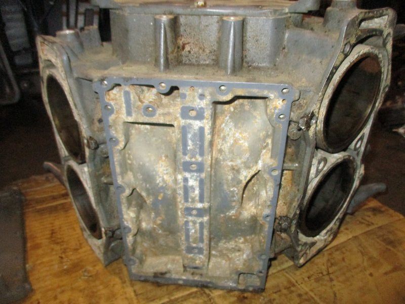 Yamaha 115hp 2 stroke outboard crankcase block