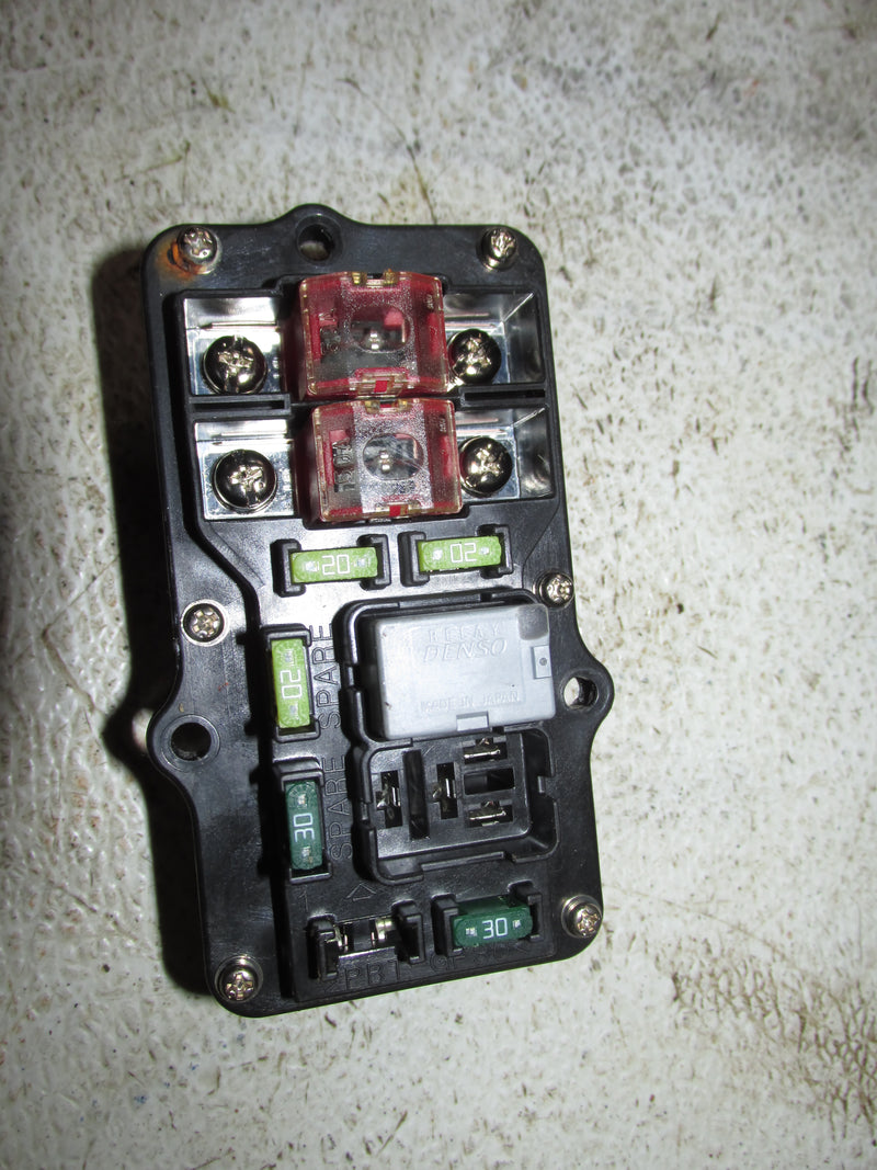 Yamaha 150hp 4 Stroke Outboard Fuse box (63P-82170-02-00)