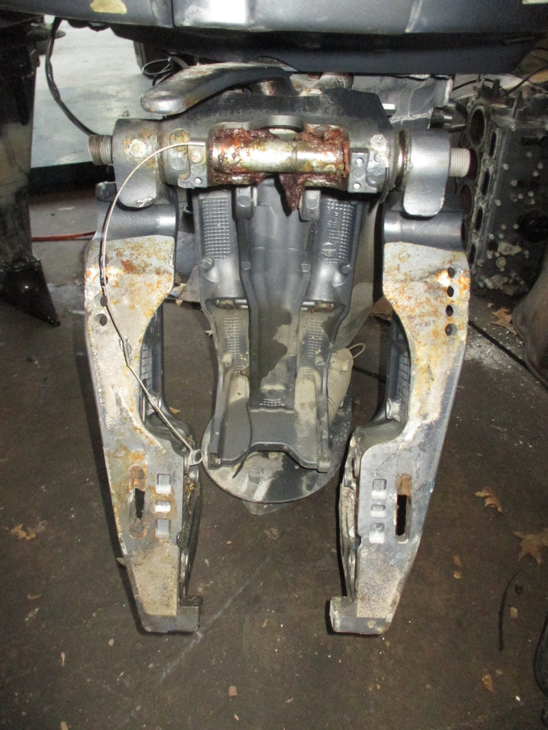 Yamaha 4.2L 300hp 4 stroke outboard 25" Midsection