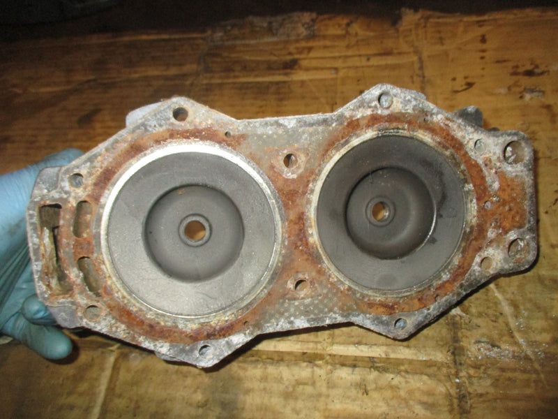 Yamaha 115hp 2 stroke outboard Cylinder Head 6E5-10