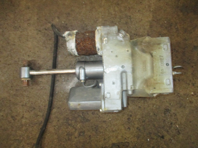 Yamaha 150hp 2 stroke outboard tilt trim unit PARTS