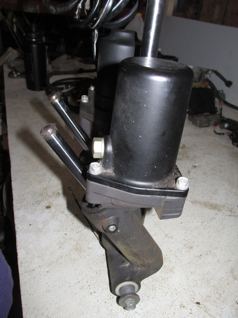 Yamaha 150hp 4 Stroke Outboard Tilt trim unit (64E-43126-10-00)