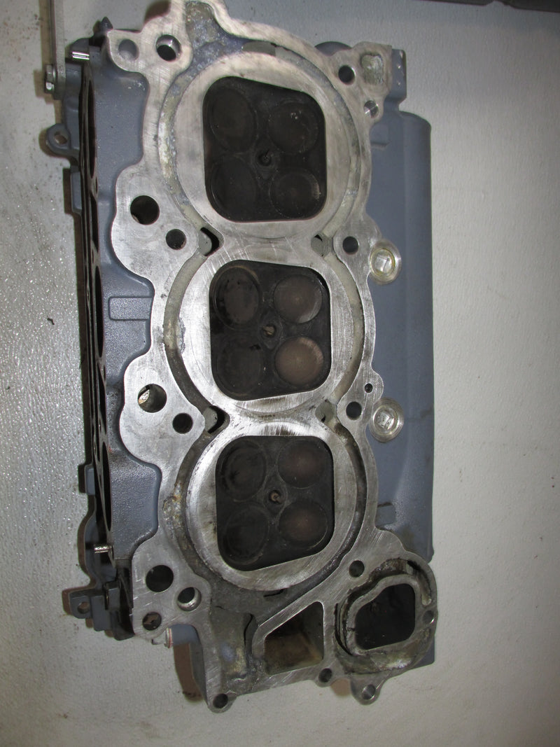 Yamaha 225hp 4 Stroke Outboard Starboard Cylinder Head (69J-100)
