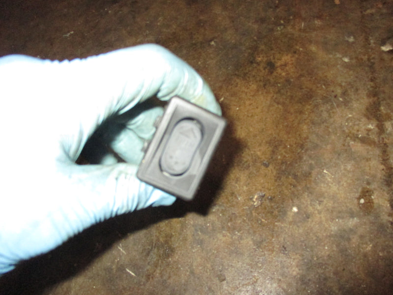 Mercury 90hp 4 stroke outboard tilt trim switch (63D-82563-10-00)