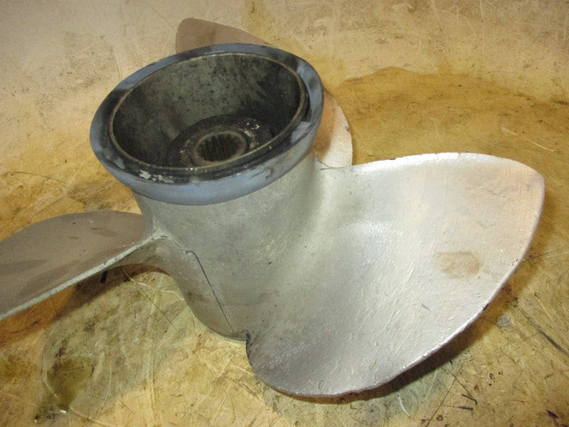 Johnson 150hp 60 degree 2 stroke outboard aluminum propeller 15x17 (391200)