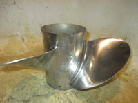 Load image into Gallery viewer, Johnson 150hp 60 degree 2 stroke outboard solas stainless propeller (14x19)
