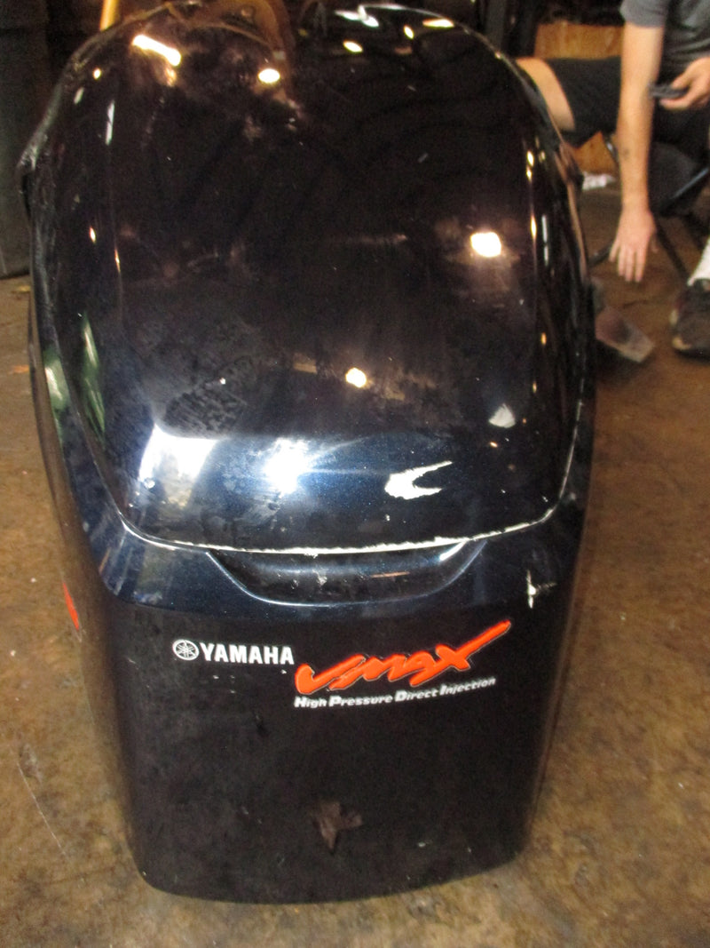 Yamaha Vmax HPDI 225hp outboard top cowling