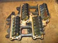 Load image into Gallery viewer, Evinrude 140hp 2 stroke outboard intake manifold w/ reeds (332243)
