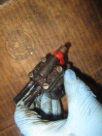 Load image into Gallery viewer, Evinrude 140hp 2 stroke outboard fuel primer (435948)
