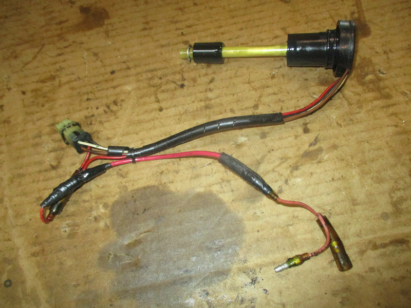 Yamaha 150hp 2 stroke outboard oil tank sensor (6E5-85730-13-00)
