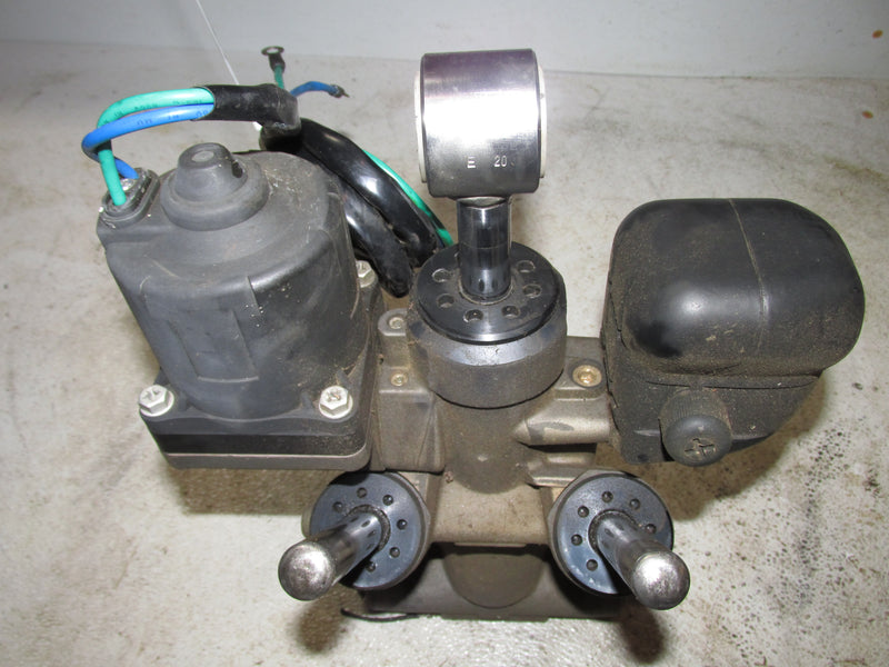 Yamaha 250hp SHO VMAX 4 Stroke Outboard Tilt trim unit (6CE-43800-02-8D)