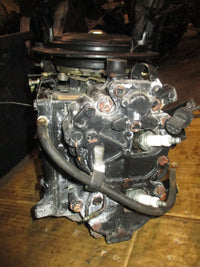 Load image into Gallery viewer, Evinrude 20hp  2 stroke outboard Crankcase Powerhead
