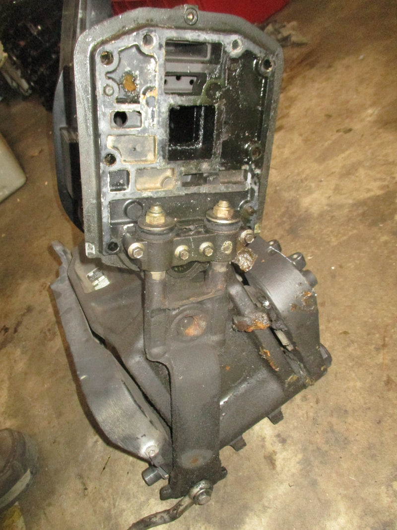 Mercury 90hp mariner outboard  25 inch shaft midsection