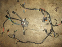 Load image into Gallery viewer, Johnson 150hp 60 degree 2 stroke outboard engine wiring harness (586228)
