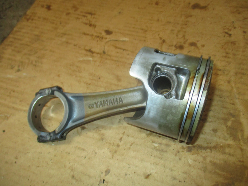 Yamaha 150hp 2 stroke outboard starboard piston and rod