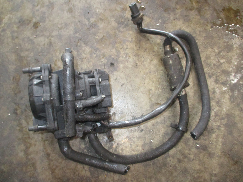 Evinrude 50hp outboard VRO fuel pump 4 wire (435560)