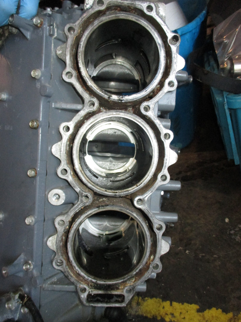Yamaha Vmax HPDI 225hp outboard crankcase block