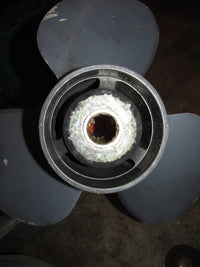 Load image into Gallery viewer, Honda BF75A 75hp 4 Stroke Outboard Aluminum Propeller 13.5 X 15
