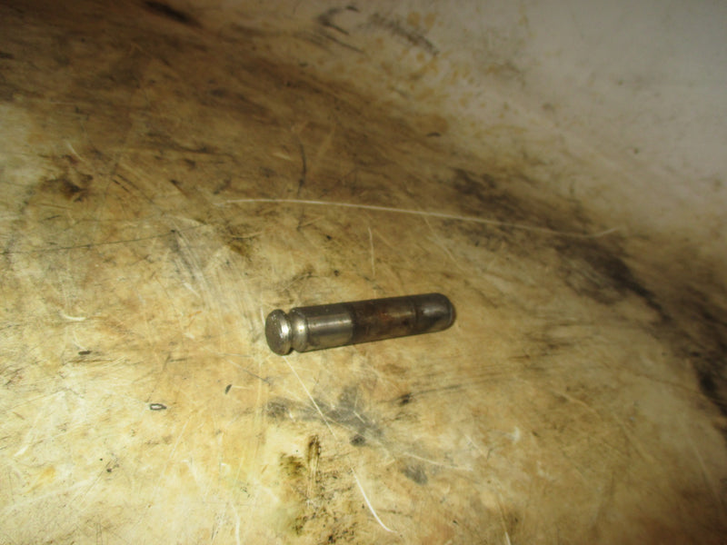 Mercury 40hp 2 stroke outboard upper trim pin (8224002)