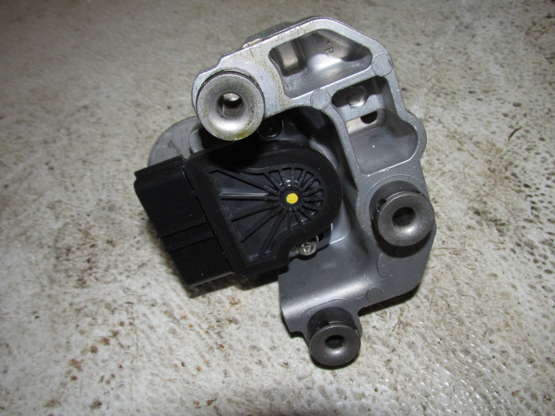 Yamaha 250hp SHO VMAX 4 Stroke Outboard Throttle bracket (6CB-44117-00)